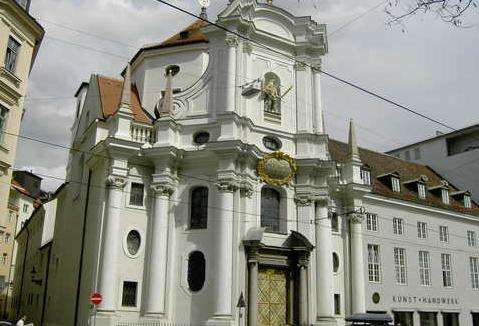 天主圣三教堂 Trinity Church Munich 