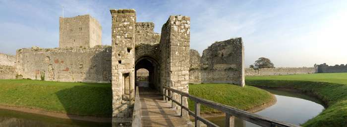 波特贾斯特城堡 Portchester Castle 