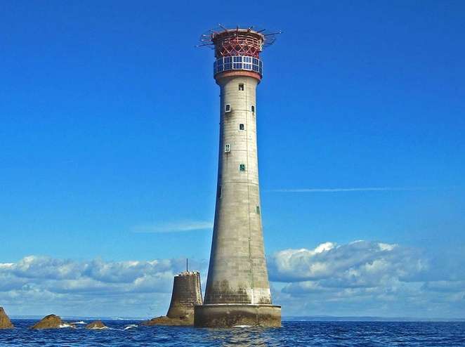 涡石灯塔 Eddystone Lighthouse 