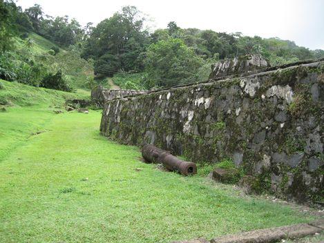 巴拿马加勒比海岸的防御工事 Fortifications on the Caribbean Side of Panama: Portobelo-San Lorenzo 