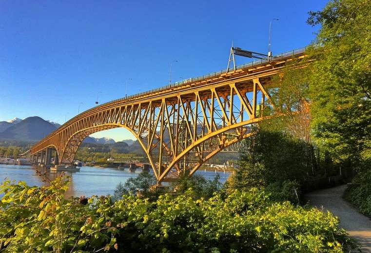 钢铁工人纪念第二海峡桥 Ironworkers Memorial Second Narrows Crossing 