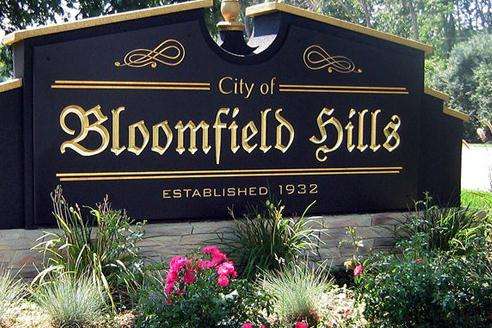 布卢姆菲尔德希尔斯 Bloomfield Hills 