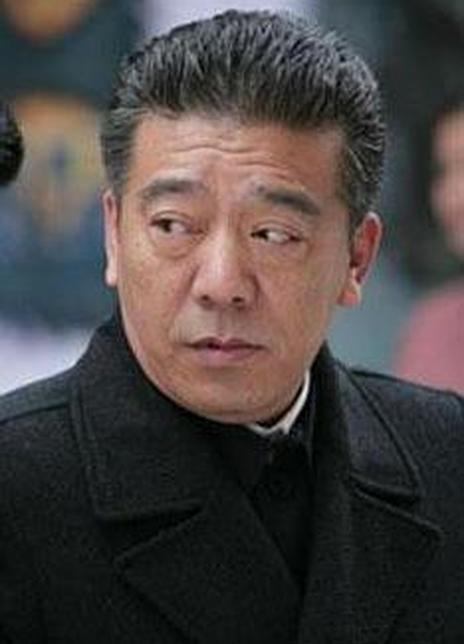 崔杰 Jie Cui 