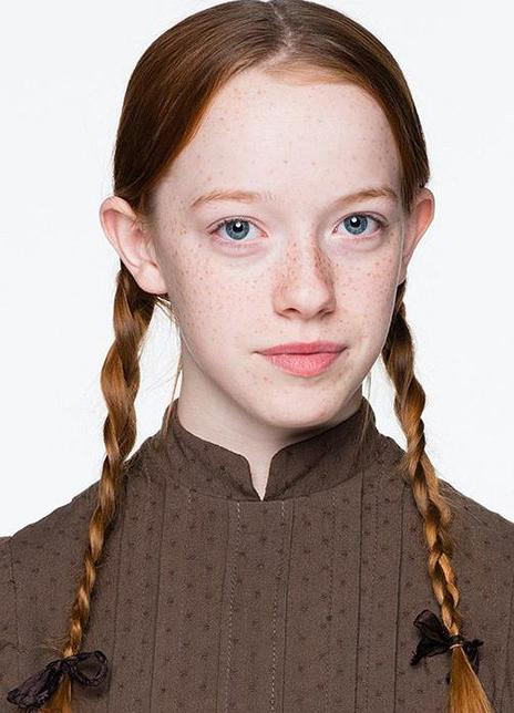 艾米贝丝·麦克纳尔蒂 Amybeth McNulty 