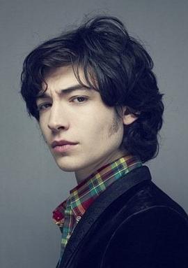 埃兹拉·米勒 Ezra Miller 艾萨米勒 Ezra Matthew Miller