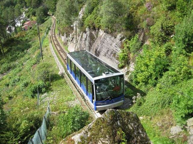 弗罗依恩游览车 Floibanen Funicular 