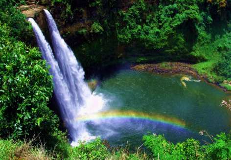 威陆亚瀑布 Wailua Falls 