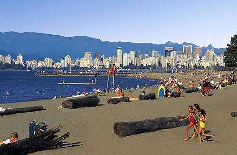 基斯兰奴海滩 Kitsilano Beach 