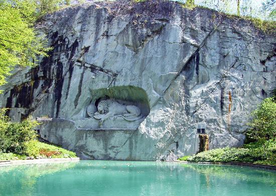 狮子纪念碑 Lion Monument 