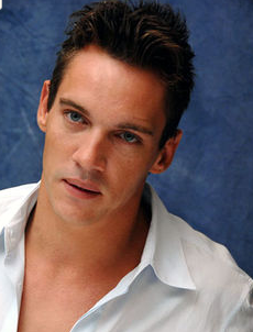 乔纳森·莱斯·梅耶斯 Jonathan Rhys Meyers 小乔 