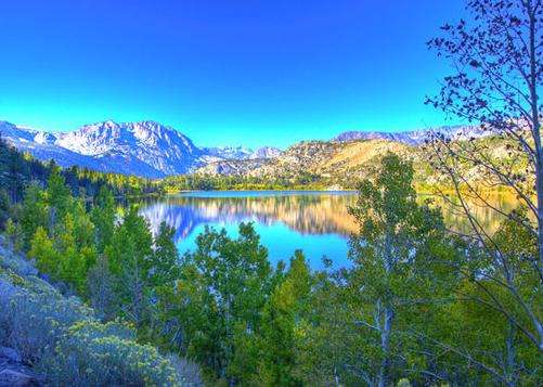 六月湖 June Lake 