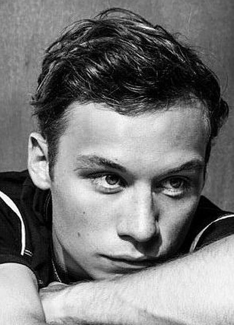 芬恩·科尔 Finn Cole 