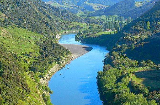 旺格努伊河 Whanganui River 