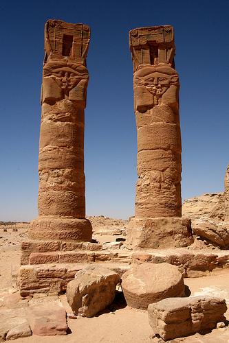 博尔戈尔山和纳巴塔地区 Gebel Barkal and the Sites of the Napatan Region 