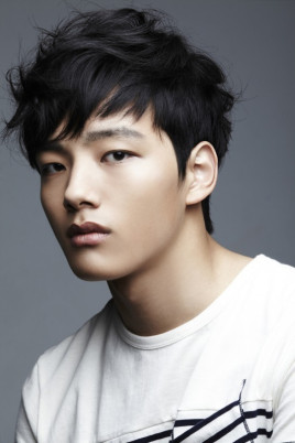 吕珍九 Yeo Jin Goo 金菇 여진구