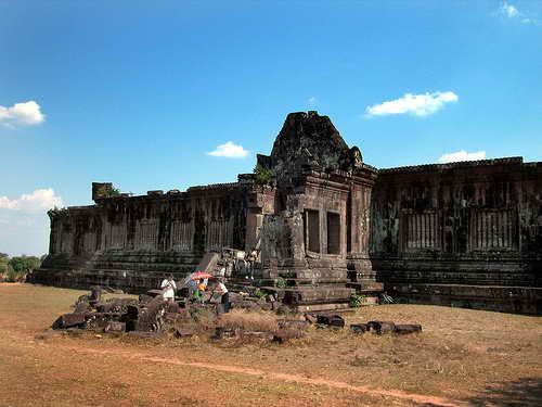 占巴塞文化景观内的瓦普庙和相关古民居 Vat Phou and Associated Ancient Settlements within the Champasak Cultural Landscape 