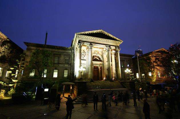 大阪府立中之岛图书馆 Osaka Prefectural Nakanoshima Library 