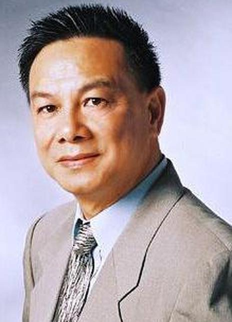 关伟伦 Wai-Lun Kwan 