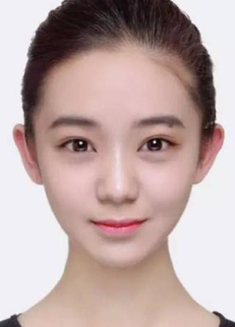 黄婧仪 Jingyi Huang 