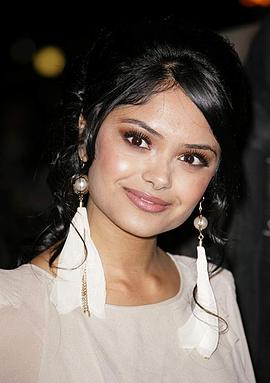 艾芙珊·阿扎德 Afshan Azad 