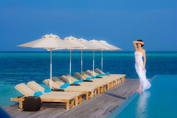 曼德芙岛 Medhufushi Island Resort Maldives 