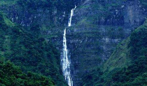 蛟龙瀑布 Jiao Lung Waterfall 