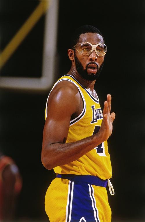 詹姆斯·沃西 James Worthy 詹姆斯·艾基·沃西 James Ager Worthy