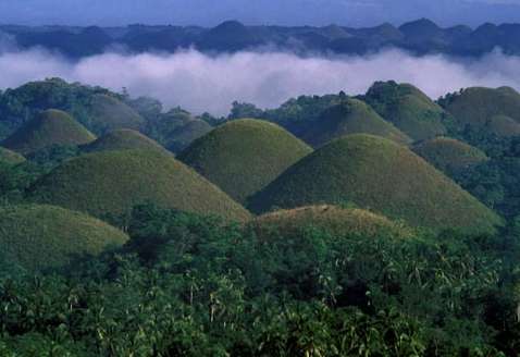 巧克力山 Chocolate Hills 