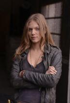 特蕾西·斯皮里达科斯 Tracy Spiridakos 