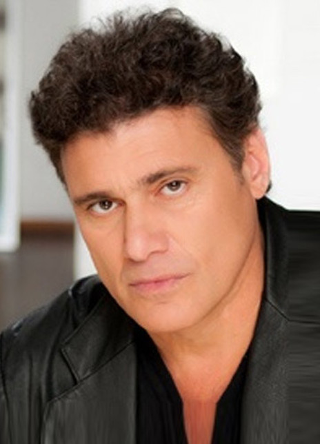 斯蒂文·鲍尔 Steven Bauer Esteban Echevarria  Rocky