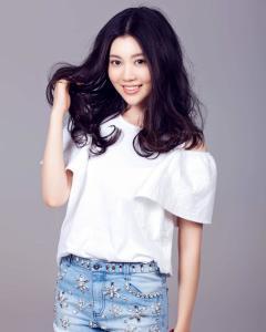 张洢萌 张妍 Zhang Yan