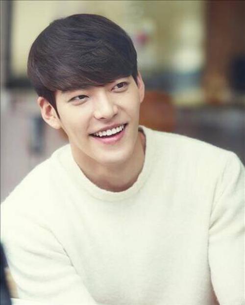 金宇彬 金贤中 김우빈 Kim Woo Bin