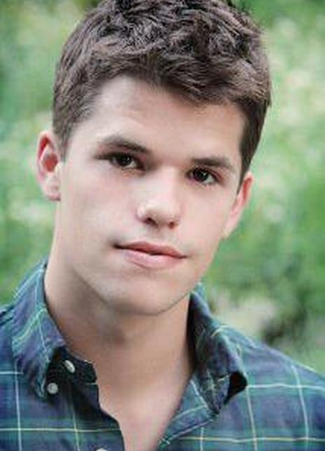 马克斯·卡维尔 Max Carver 