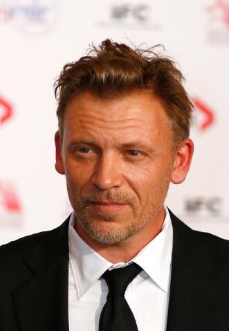 考乐姆·吉斯·雷尼 Callum Keith Rennie 