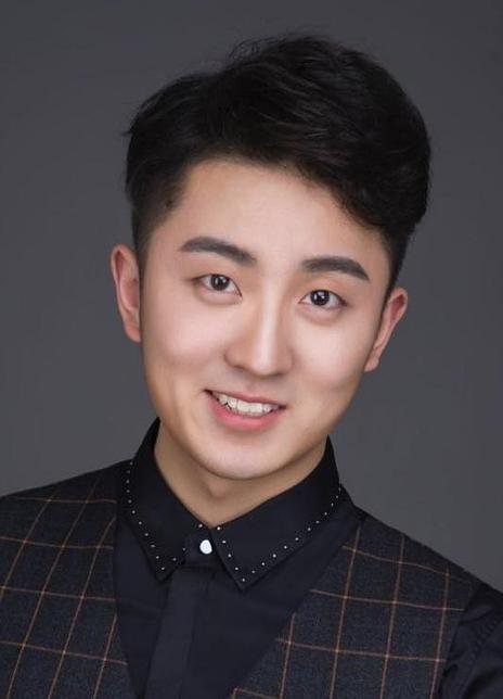 李殿尊 Dianzun Li 