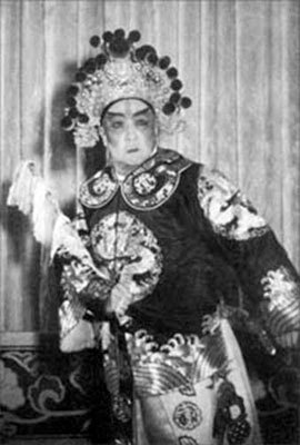 李万春 李伯 