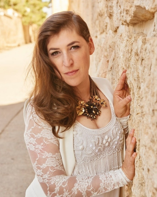 马伊姆·拜力克 Mayim Bialik Mayim Hoya Bialik