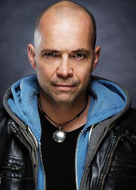 詹姆斯·罗根 James Logan 