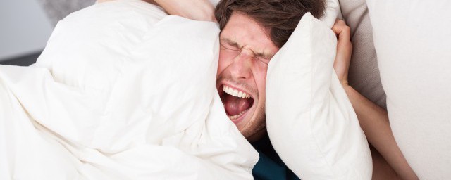 梦见火和烟是什么征兆 梦见火和烟的寓意