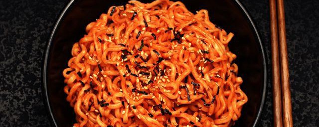 粉色火鸡面怎么吃 怎么吃粉色火鸡面