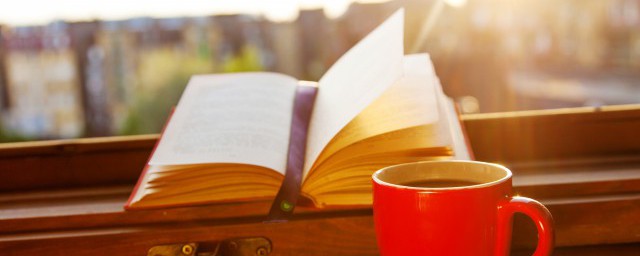 被称为诗奴的是谁 被称为诗奴的是哪位 被称为诗奴的是谁 被称为诗奴的是哪位