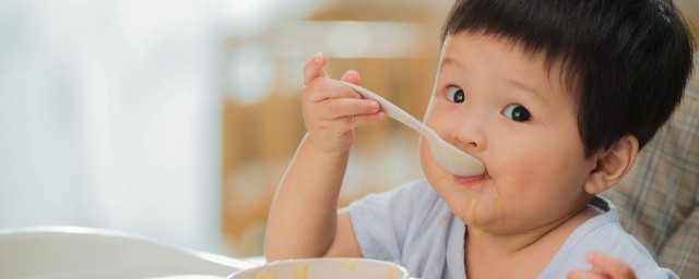 响亮好听的国学典籍名字 响亮好听的国学典籍名字有哪些