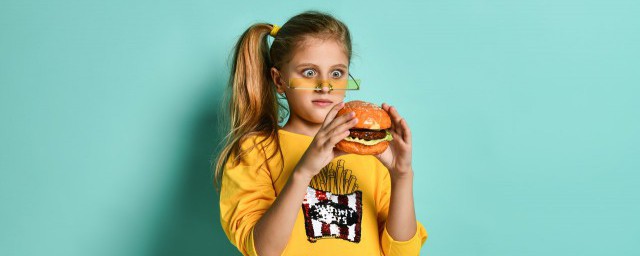 黄姓女孩好听的两个字名字 黄姓女孩名字推荐