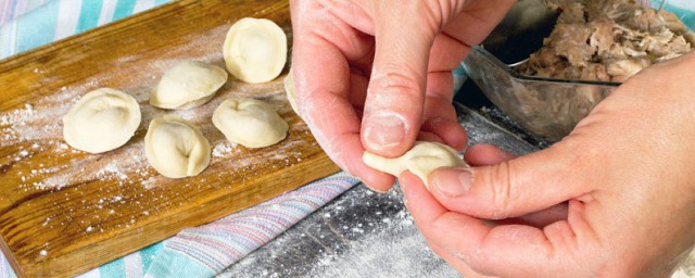 水饺馅怎么调好吃 饺子馅儿的家常做法分享