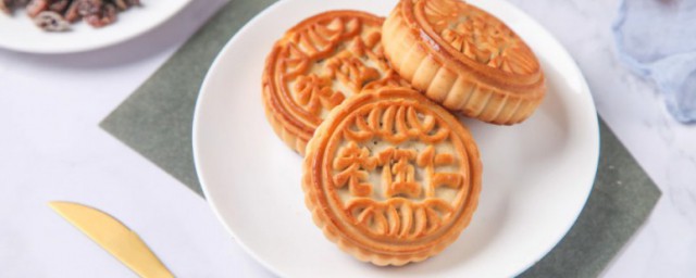 怎样做苏皮月饼不掉皮 酥皮月饼酥而不散做法教程