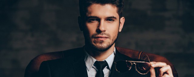 男士正装是指什么样的衣服 男士正装的介绍