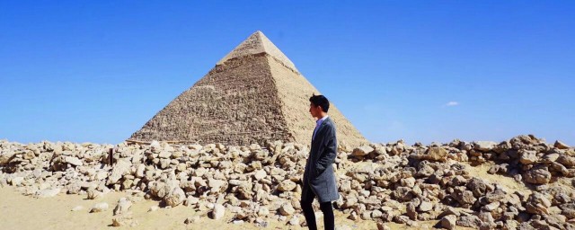 胡夫金字塔有多高 胡夫金字塔的介绍 胡夫金字塔有多高 胡夫金字塔的介绍