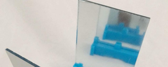 平面镜是什么 平面镜是啥