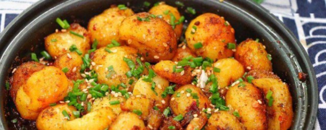 韩式酱小土豆的家常做法 如何做韩式酱小土豆