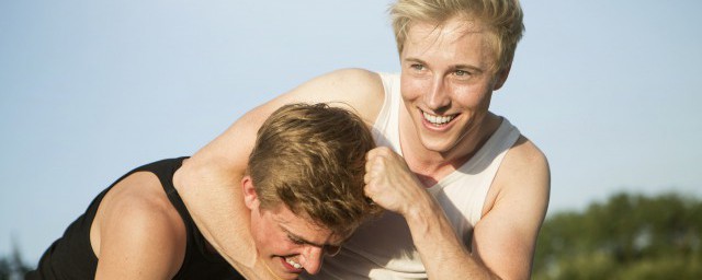 好朋友之间应不应该说谢谢 好朋友之间应不应该说谢谢呢